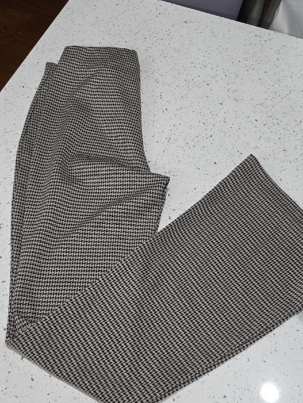 H&M Womens  Brown And Black Pants Elastic Waist 96% Polyester